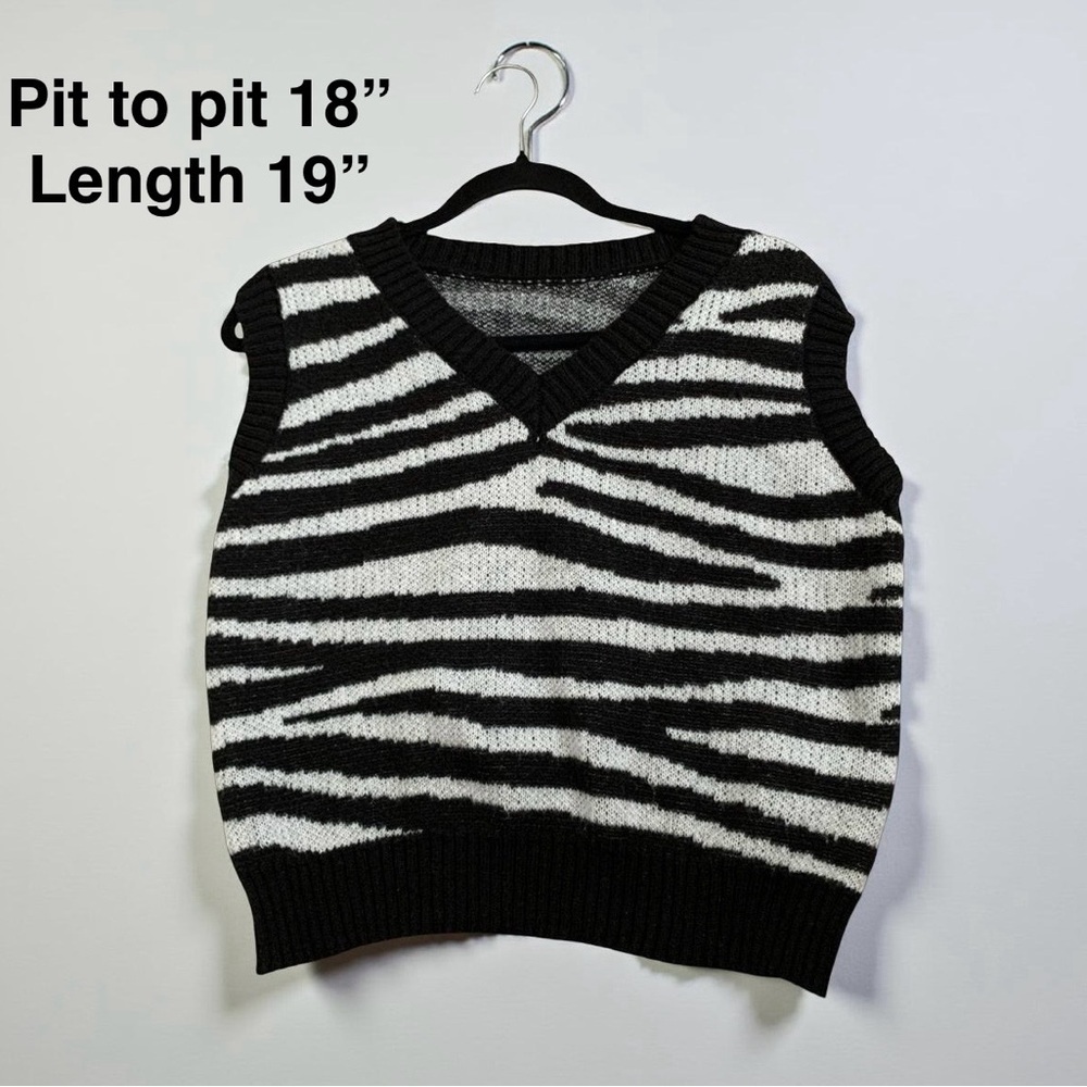 Chic Zebra Print Sweater Vest dark academia preppy black and white lightweight